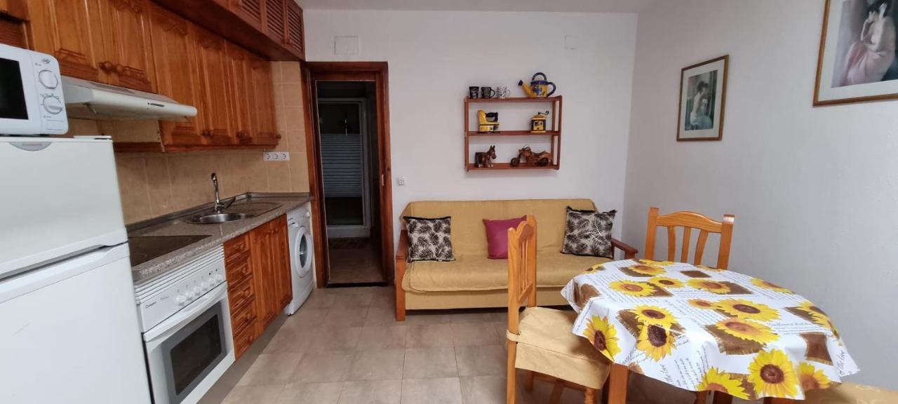 Alojamientos Momi 2 Corralejo Bagian luar foto